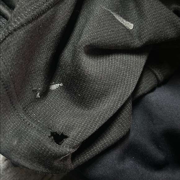 Mountain Hardwear Men's Performance Jacket in Black - Picture 7 of 7